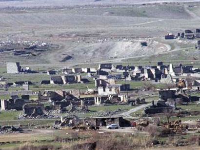 Азербайджанская община Нагорного-Карабаха призвала мировую общественность положить конец армянскому вандализму на захваченных территориях (ВИДЕО)