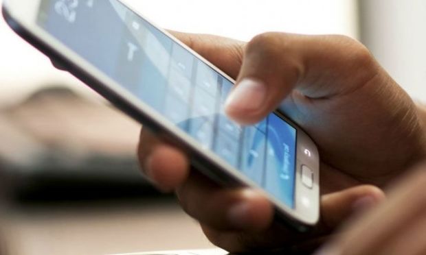 В пяти городах и 12 районах Азербайджана отменяются SMS-разрешения