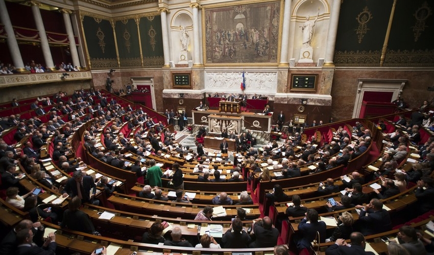 “Fransa parlamentini sirkə çeviriblər” - Bakıdan növbəti reaksiyalar